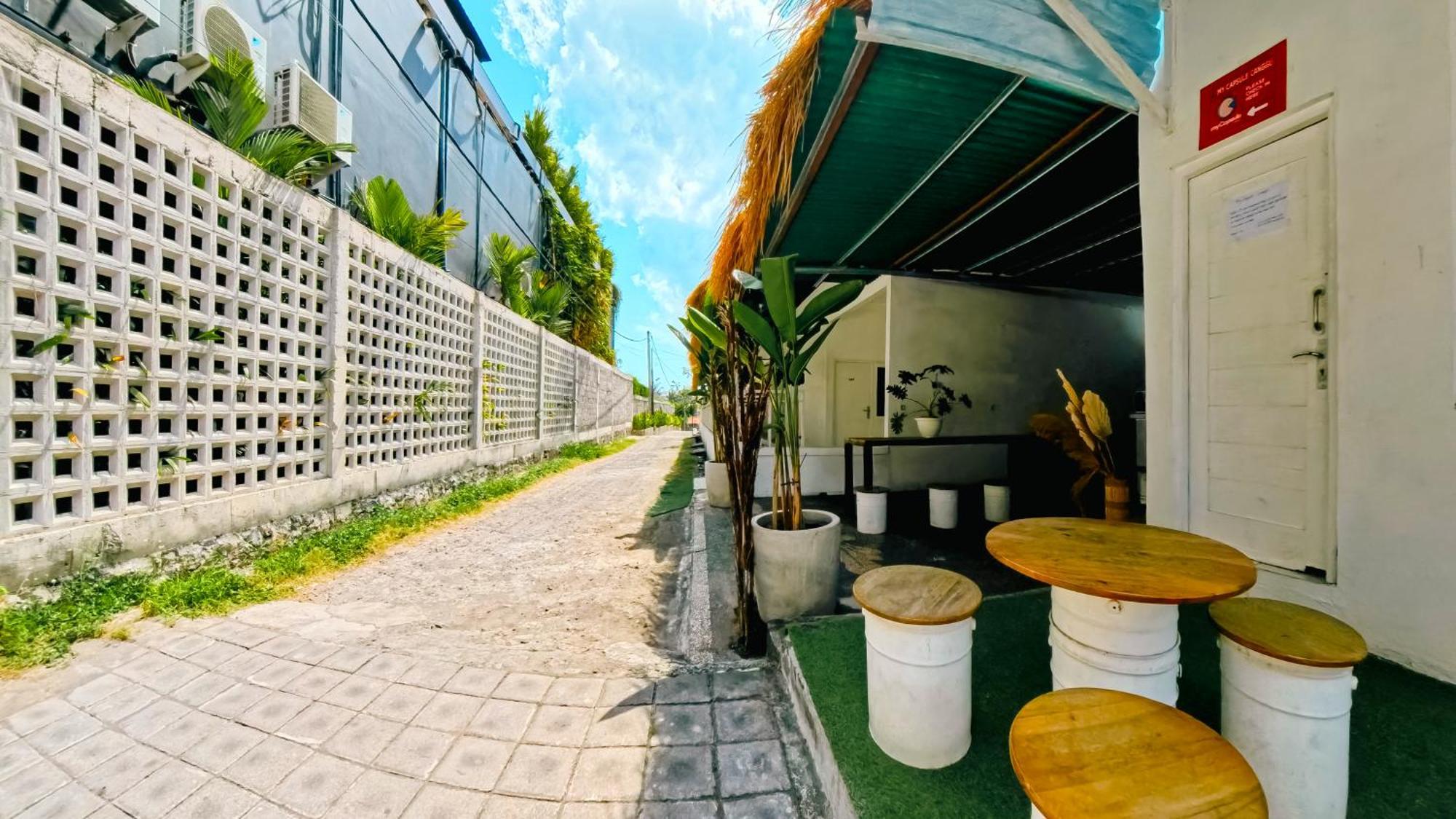 My Capsule Canggu Exteriör bild